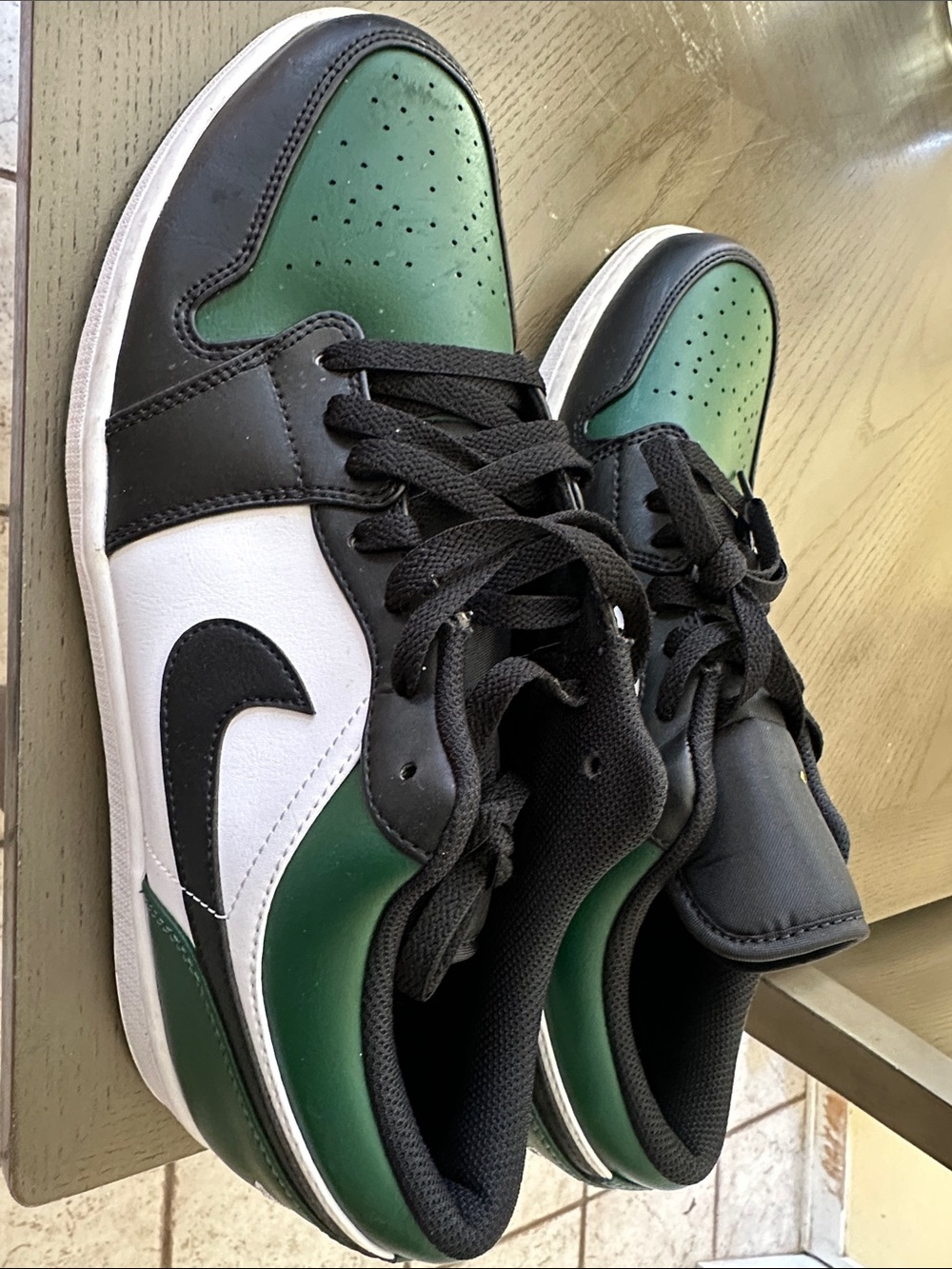 Air Jordan 1 Low-Top Sneakers in Green, Black & White
